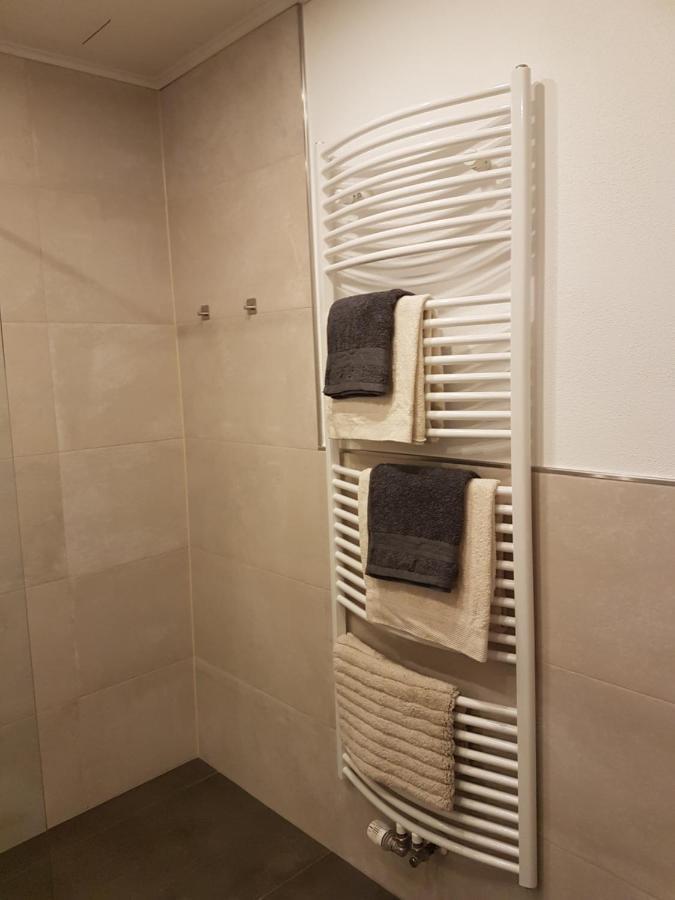 Ella Am Eifelsteig Apartamento Kordel