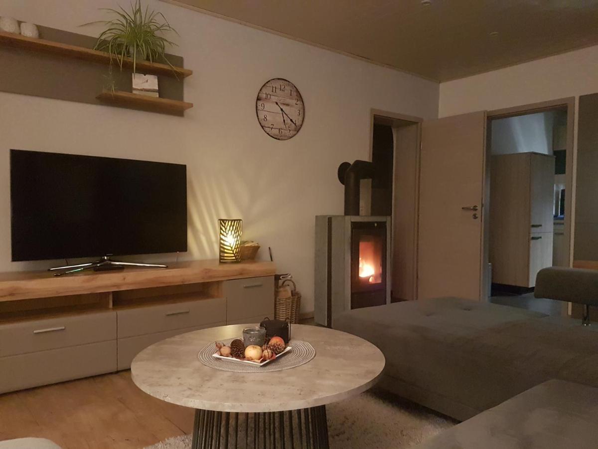 Ella Am Eifelsteig Apartment Kordel